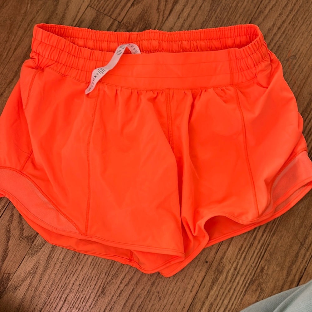 Lululemon women’s shorts size 10 tall